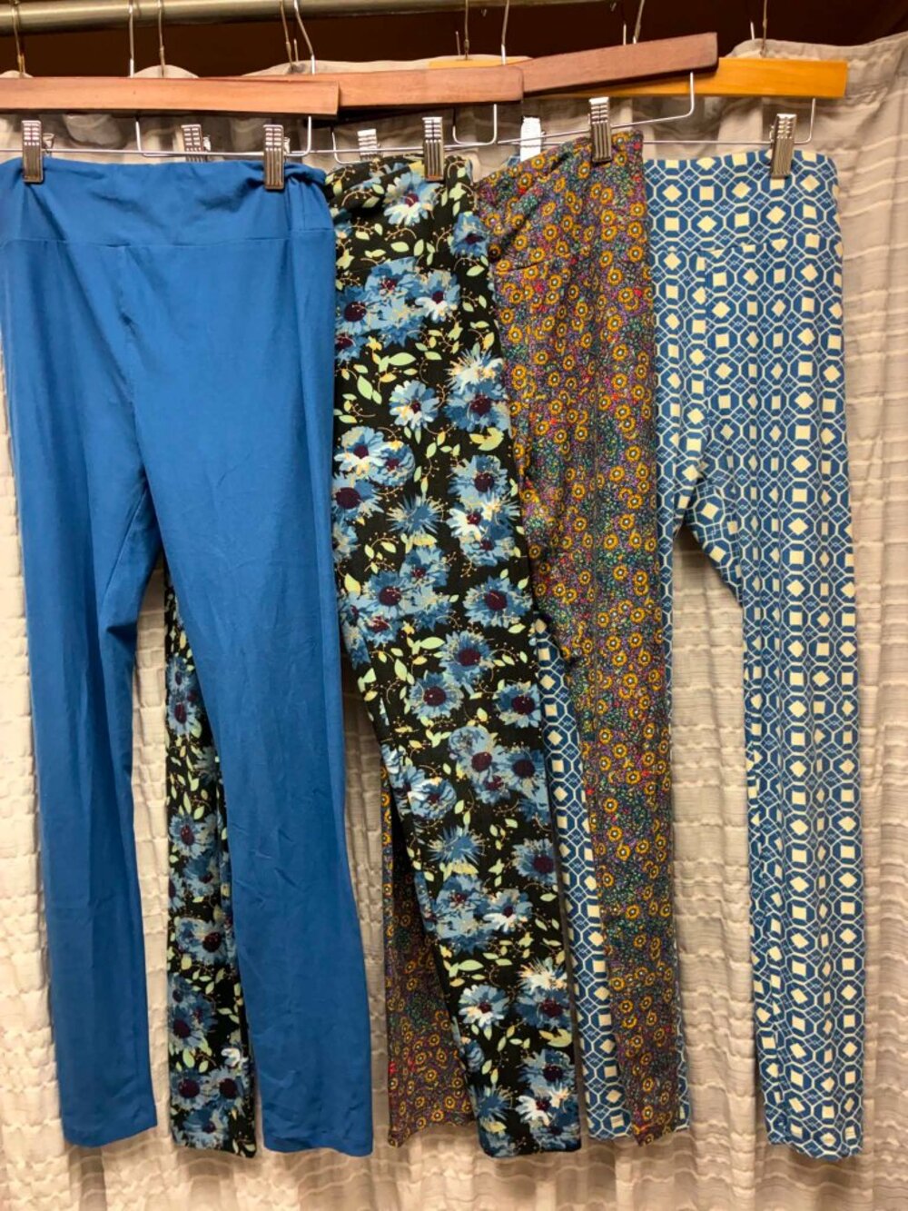 LuLaRoe OS Leggings Bundle Lot of 4 Floral Geometric Solid